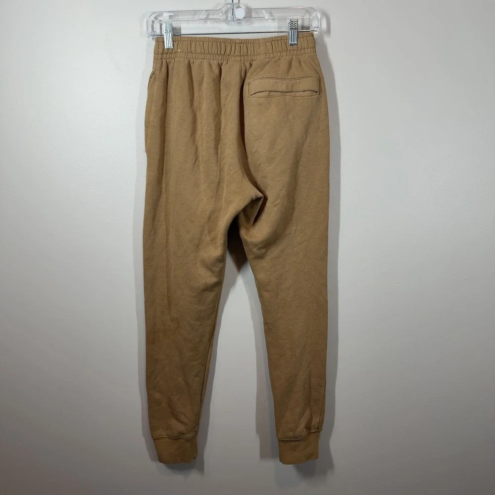 Nike Club Fleece Joggers Tan Brown Sweatpants Men's Size‎ XS BV2671-258 Pull On